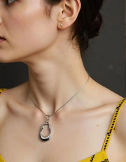 Choosing the Perfect Necklace for Women