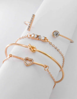 Montreal-inspired gold jewellery set for couples